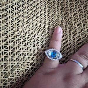 Elegant Silver and Blue Eye Ring